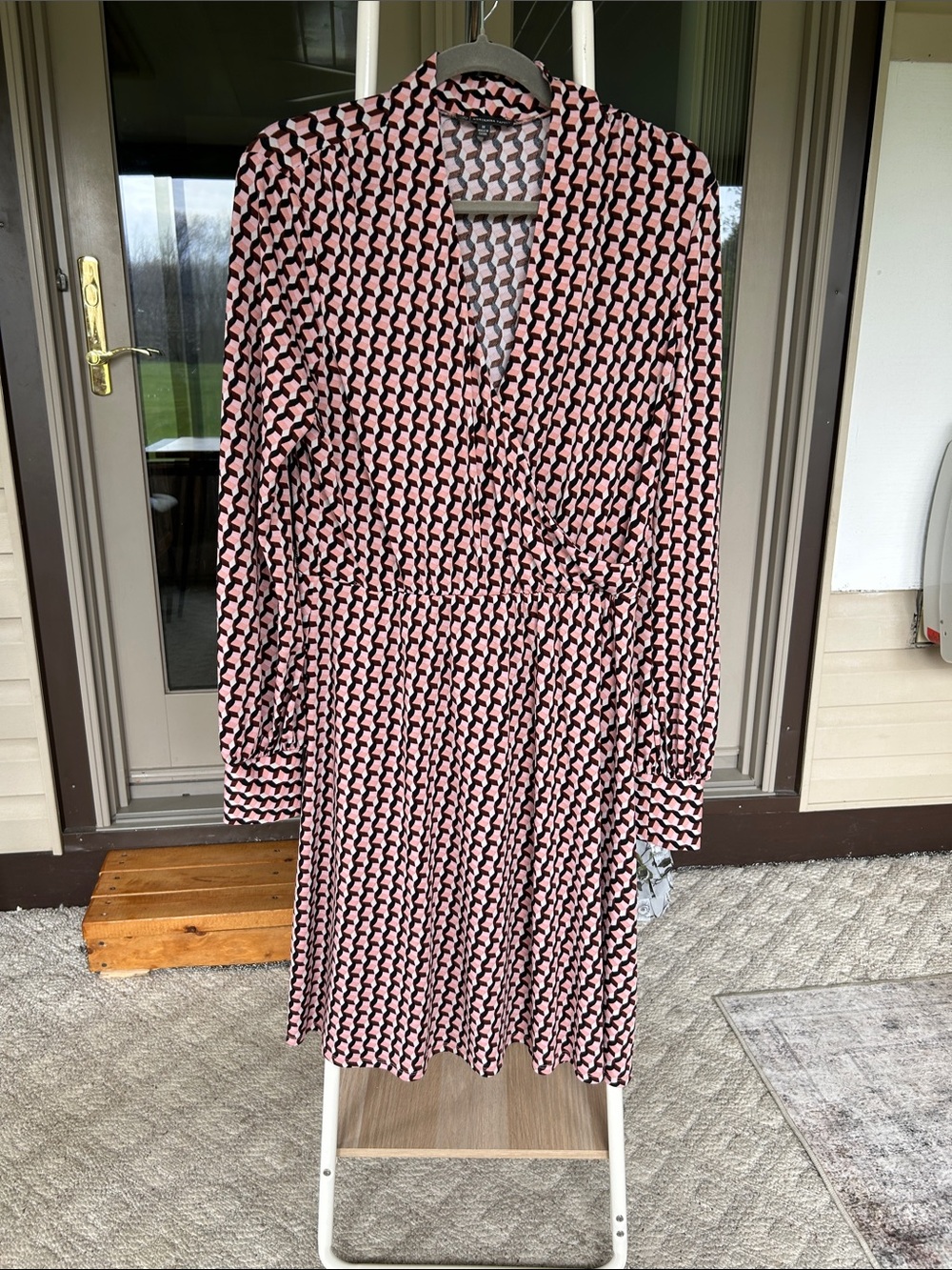 Adrianna Papell Patterned Long-Sleeve Wrap Dress
